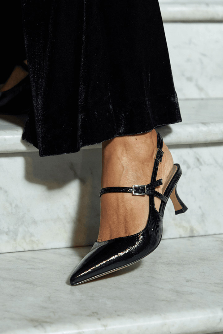 Talons slingback extra brillants Noir à pointe