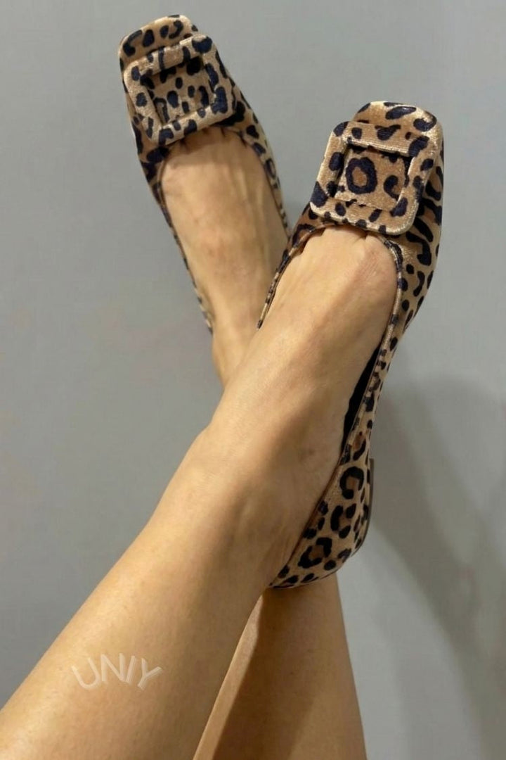 Ballerines à bout carré en velours avec boucle