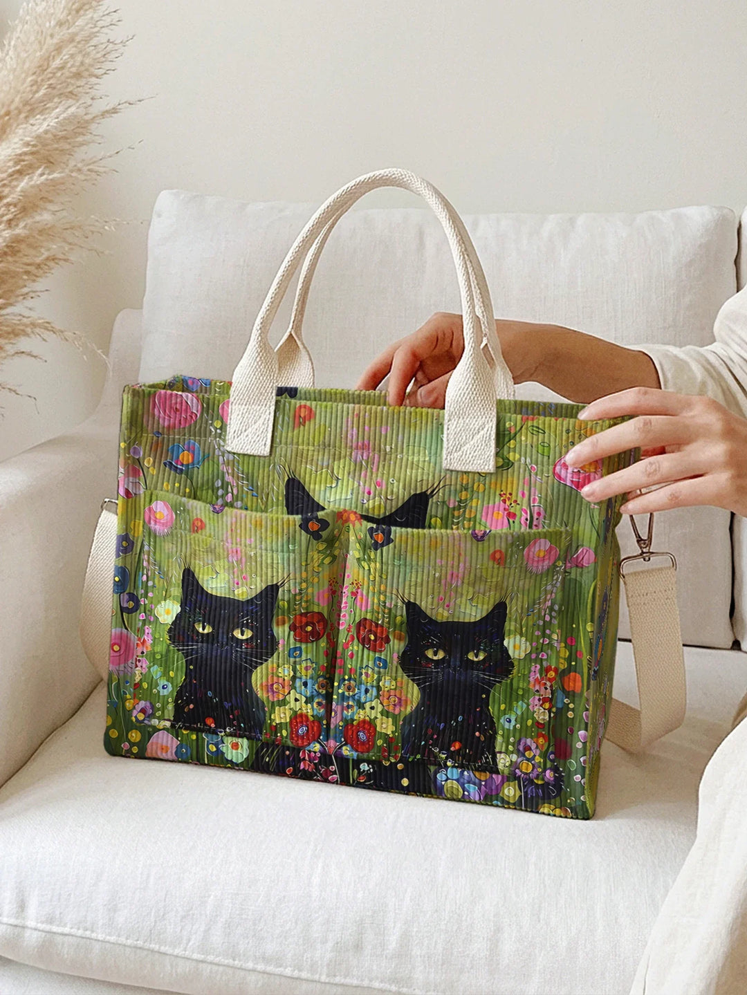 Prudence | Sac cabas en velours côtelé chats noirs au jardin