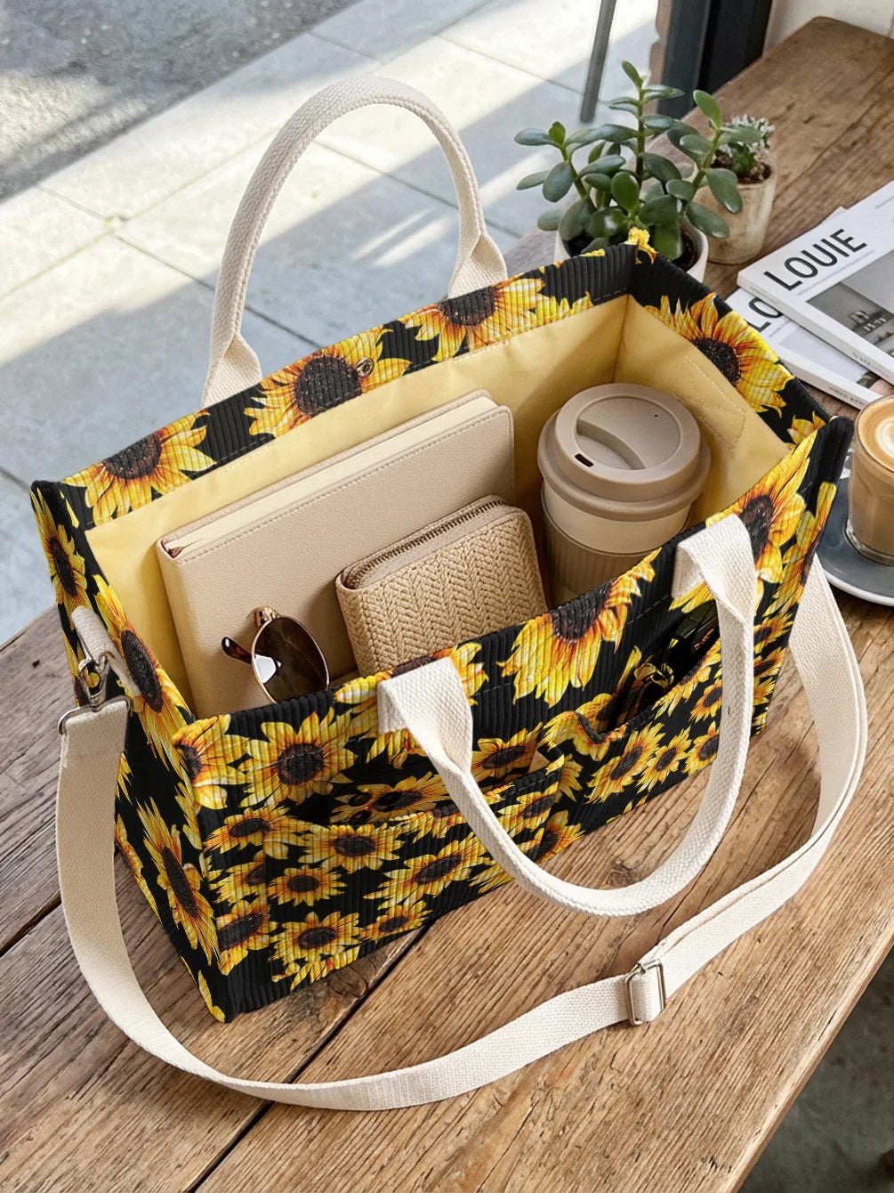 Yvette | Sac cabas en velours côtelé tournesols sur fond noir
