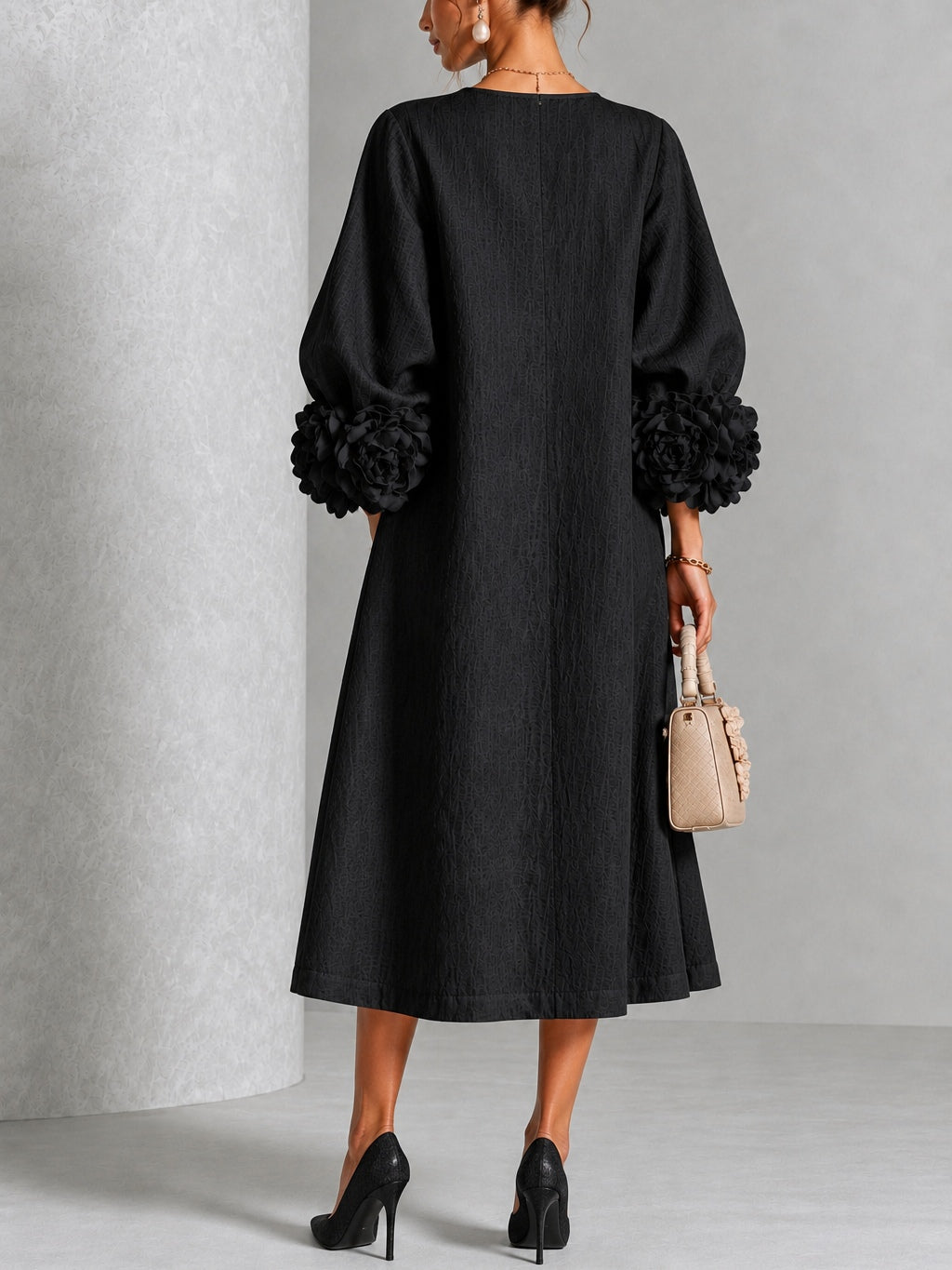 Clarisse | Robe midi à manches bouffantes et boutons fleuris