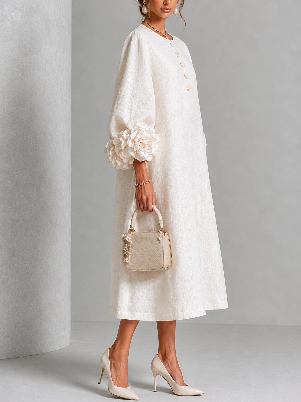 Clarisse | Robe midi à manches bouffantes et boutons fleuris