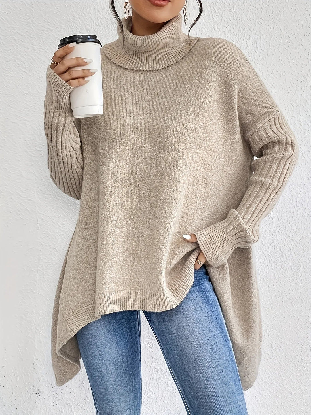 Hélyette | Pull long à col roulé et ourlet asymétrique